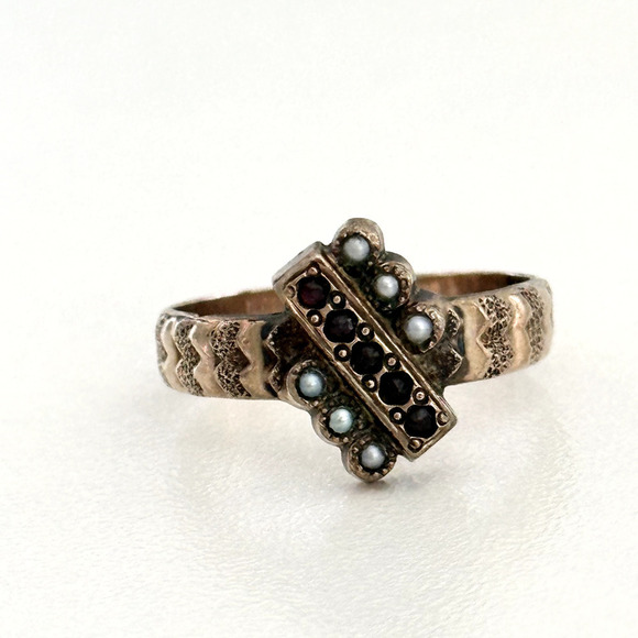 Estate Jewelry - Antique Victorian 14K Yellow Gold Garnet & Seed Pearl Ring Size 6